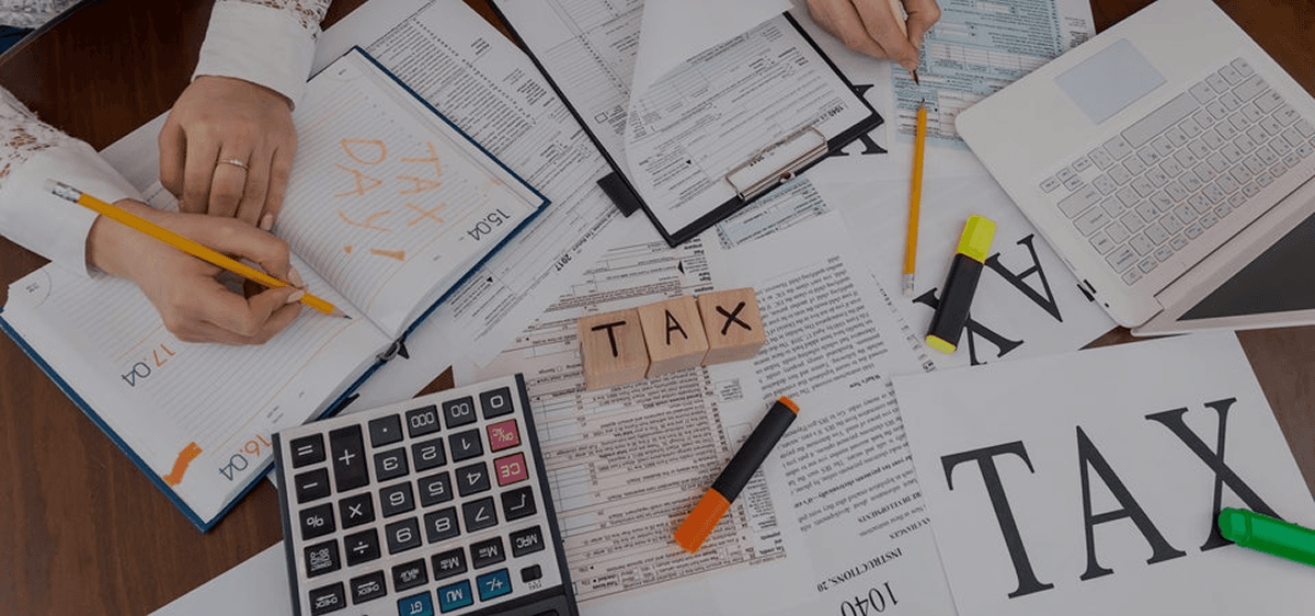 Tax Planning & Optimization background